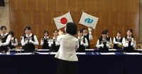 長崎玉成高校ハンドベル部のハンドベル演奏